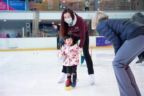 Tots Skating Lessons - National Ice Centre, Nottingham