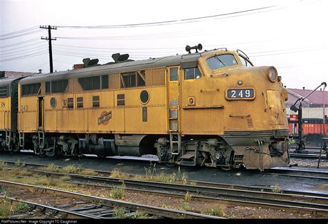 CNW 249 Chicago & North Western Railroad EMD F3(A) at Oelwein, Iowa by TC Caughman | Railroad ...