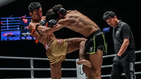 Here Are 5 Essential Muay Thai Clinch Combinations - Evolve University