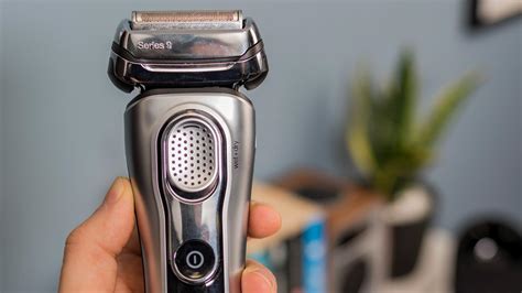 Braun Series 9 Electric Shaver and Clean & Charge Station Review - Tech Advisor