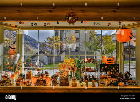 Halloween window display Stock Photo - Alamy