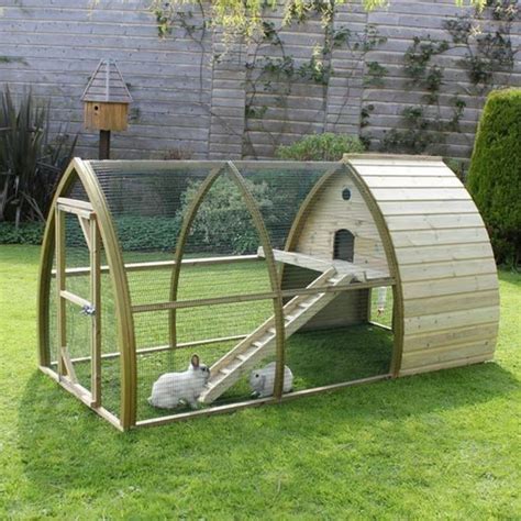 25 Awesome Outdoor Bunny Cage Ideas