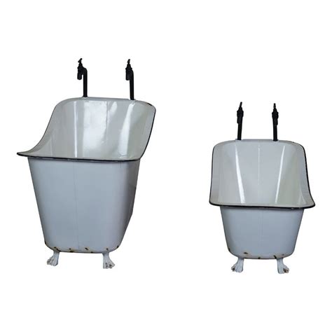 25 Inch White and Black Metal Tub Planter | RC Willey | Metal tub ...