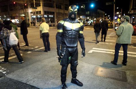 Seattle police arrest 'superhero' Phoenix Jones in assault investigation - seattlepi.com