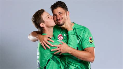 Valentine’s Day 2023: BBL Shares Picture of Adam Zampa Kissing Marcus Stoinis - Pedfire