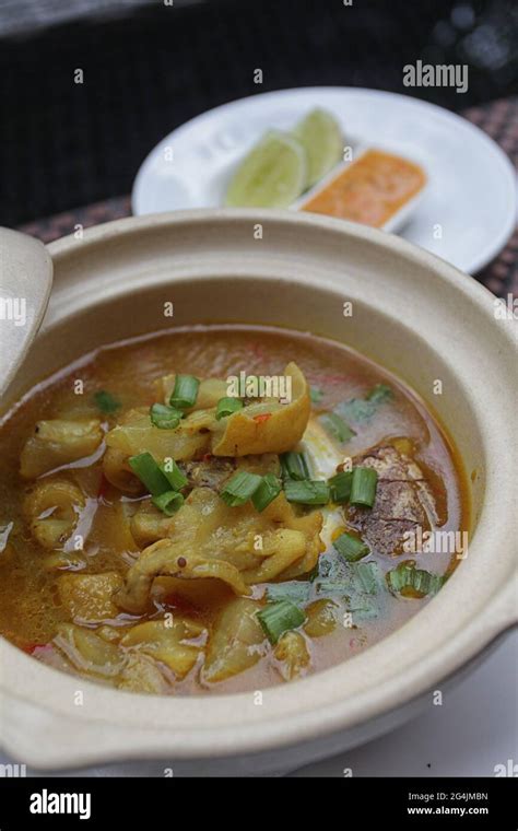 Indonesian Beef Tendon Curry Stock Photo - Alamy