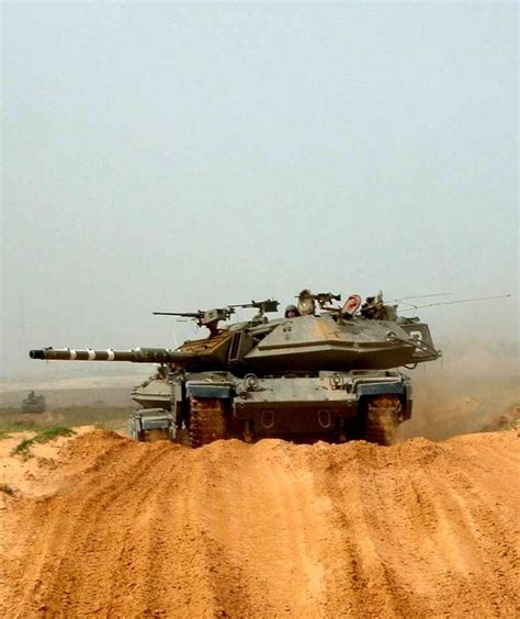 Magach 6B Gal Batash (Israeli modernised version of M60A1) - Israel ...