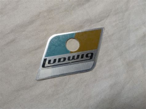 Ludwig 1970s Blue / Olive Badge - Repro - Drumattic