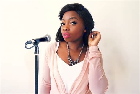 Simone - Singer & Pianist for Hire from London