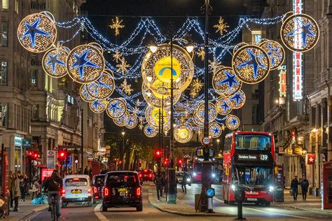 London Christmas lights walking route (the Christmas Lights in London ...