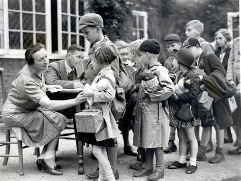 World War 2 Pictures Of Children