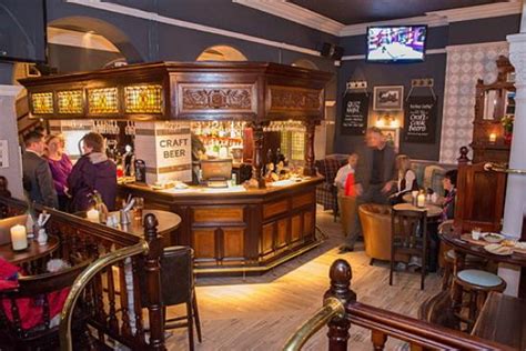 Best Cosy Pubs in Buxton - Find an amazing pub with an open fire and ...