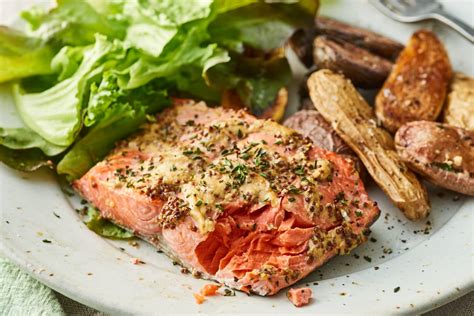 Broiled Salmon Recipe | The Kitchn