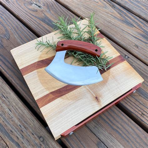 How to Make a Ulu Knife From a Old Saw Blade Plus a Bonus Cutting Board ...