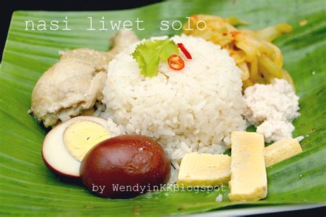 Table for 2.... or more: Nasi Liwet Solo Komplit