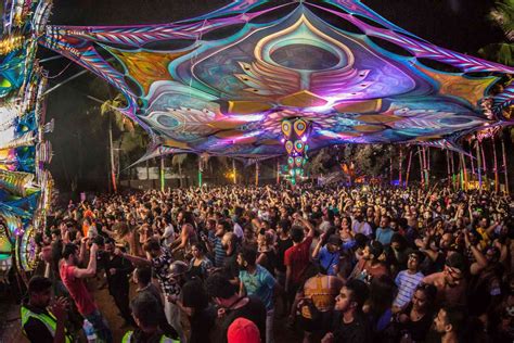 Nightlife in Goa: 25 Clubs, Bars & Beach Shacks to Party