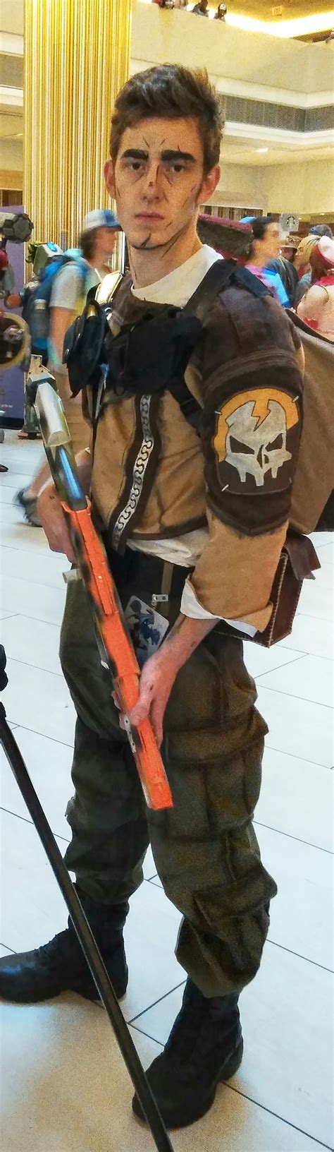 Axton cosplay (Borderlands 2). DragonCon 2017. I made the coat and ...