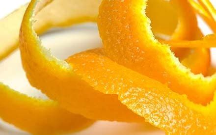 Orange Peel Uses | Reader's Digest