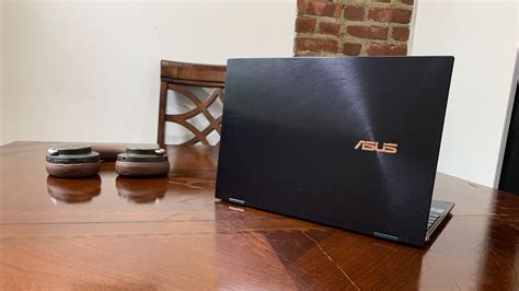 Asus ZenBook Flip S review | Laptop Mag