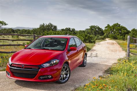 IIHS: 2013 Dodge Dart Named A Top Safety Pick