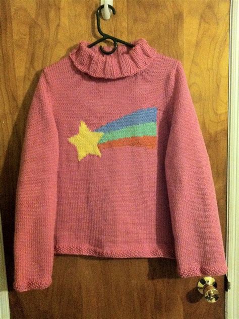 Mabel Pines Sweater by playswithstring on deviantART | Mabel pines sweaters, Mabel sweater, Fall ...