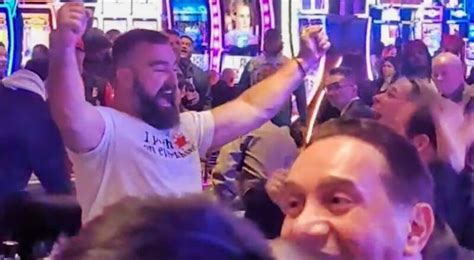 Jason Kelce Celebrated After Winning Huge At Las Vegas Casino