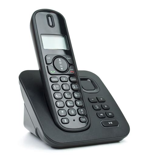 This is the modern telephone that Leonard will use throughout the movie ...