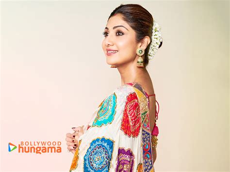 Shilpa Shetty Wallpapers | shilpa-shetty-6-19 - Bollywood Hungama