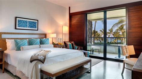 Mauna Kea Beach Hotel, Hawaii. Great room!The new room designs since their renovation after ...