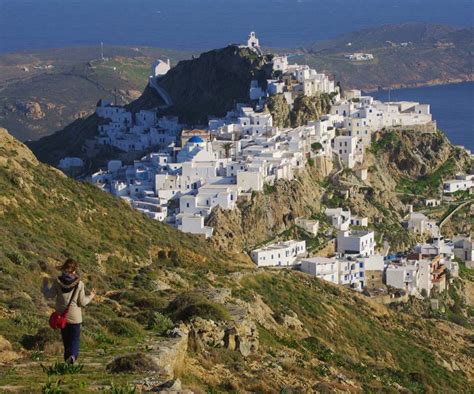 Hiking in Serifos