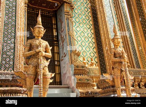 Phra Mondop entrance inside the Grand Palace, Bangkok, Thailand Stock Photo: 38316326 - Alamy