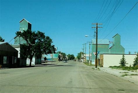 Tioga, ND : Tioga, North Dakota street scene | Places to go, Tioga, Street scenes