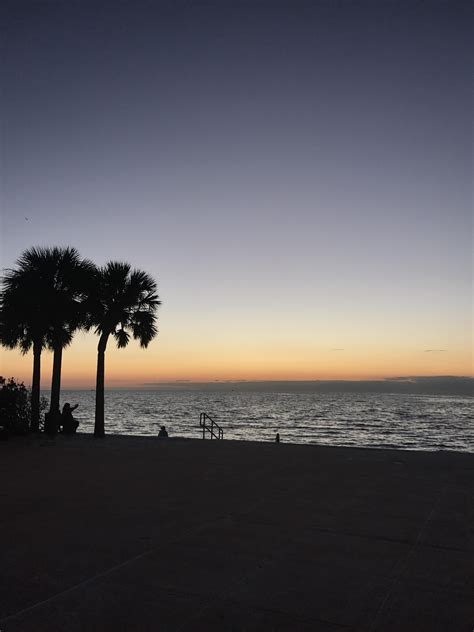 Florida Sunset - St. Petersburg Beach : r/pics