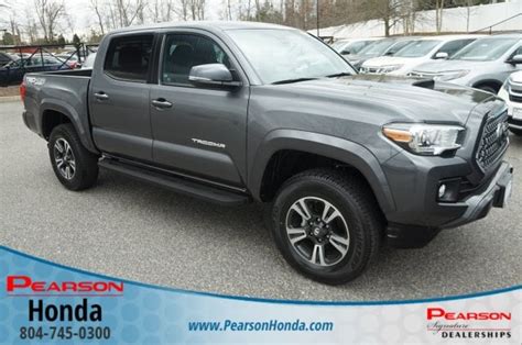 2019 Magnetic Gray Metallic Toyota Tacoma 4WD