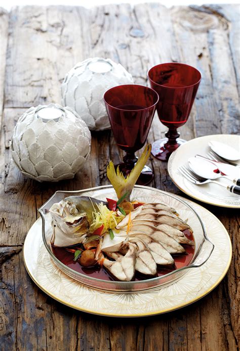 Teochew steamed golden pomfret with plum sauce recipe | epicure Magazine