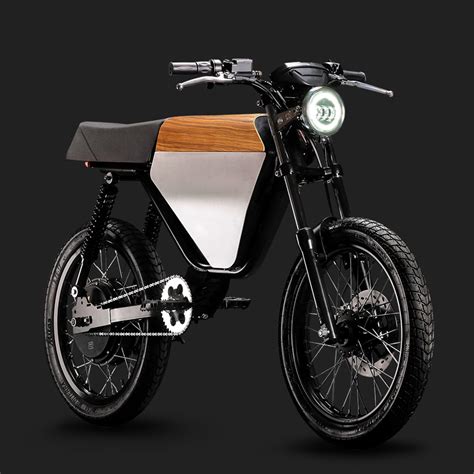 ONYX updates RCR retro electric motorcycle with 200km of autonomy + 5 kW motor