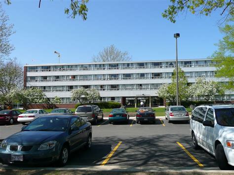 Champaign, IL University of Illinois Modern residence halls 1