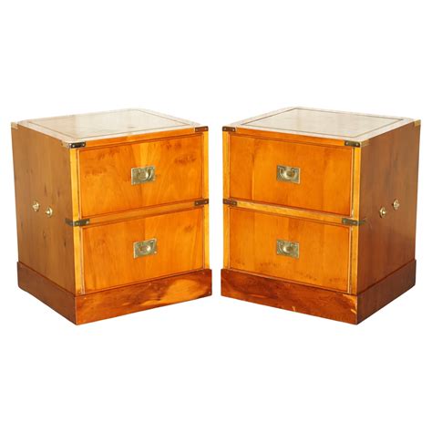 LOVELY PAiR OF BURR YEW WOOD GREEN LEATHER MILITARY CAMPAIGN NIGHTSTAND DRAWERS For Sale at ...