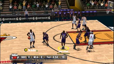 NBA 2K11 PSP Gameplay Featuring Michael Jordan - YouTube