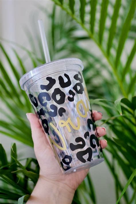 Christmas gift ideas 💡 | Smoothie cup, Personalized tumblers, Reusable ...