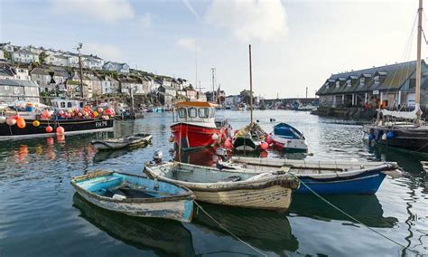 mevagissey-harbour - Wheelhouse Restaurant