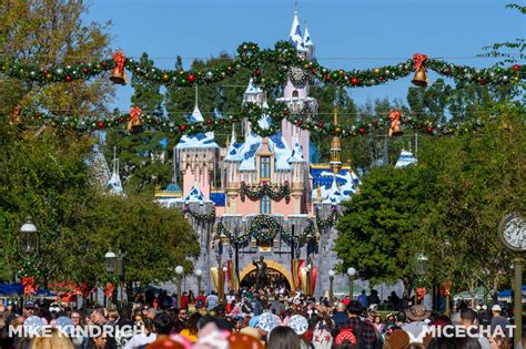 MiceShots Unleashed: Our Top Disneyland Photos of 2023