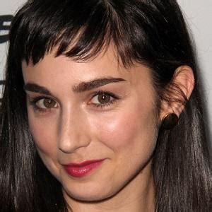 Molly Ephraim - Age, Family, Bio | Famous Birthdays