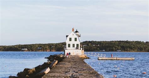 Visiting Rockland Maine: Attractions, Food and Hotel Guide - Scenic States