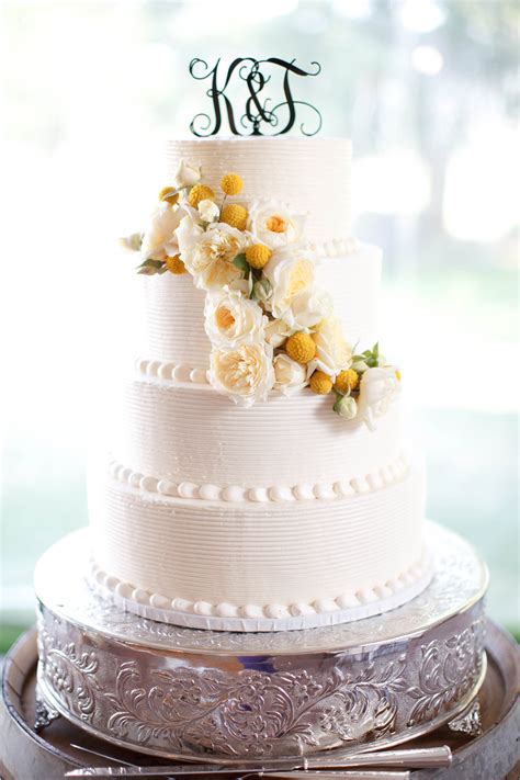 Traditional Wedding Cake