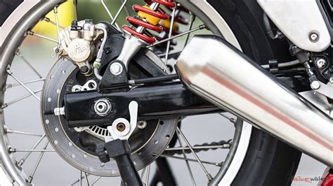 Royal Enfield Continental GT 650 Exhaust Headers Image – BikeWale