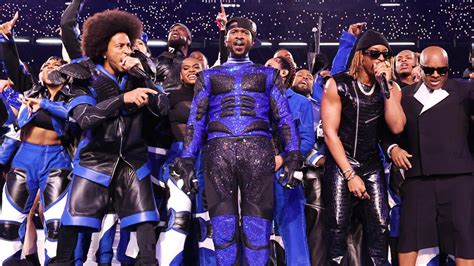 2024 Super Bowl halftime show: Usher takes the stage, set list, full ...