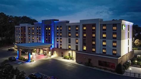 Holiday Inn Express & Suites Newport News, an IHG Hotel, Newport News (updated prices 2025)