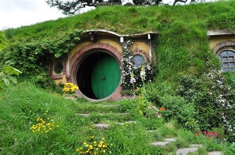 The Hobbit Lembang – Materi Belajar Online