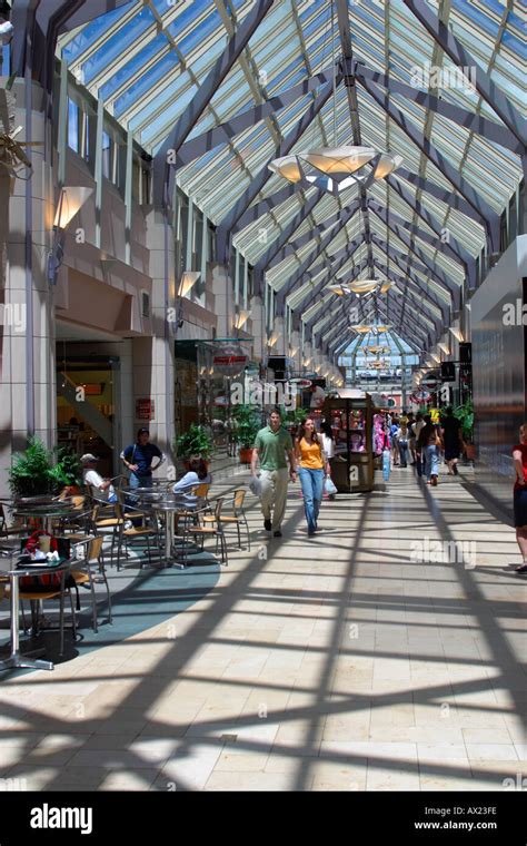 Courtyard of Mall Boston Massachusetts Stock Photo - Alamy